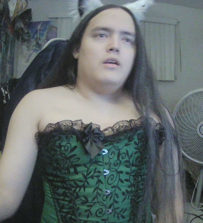 Oh hey, oh you want the femboy wolf meat? Well cum on and get it! >;3