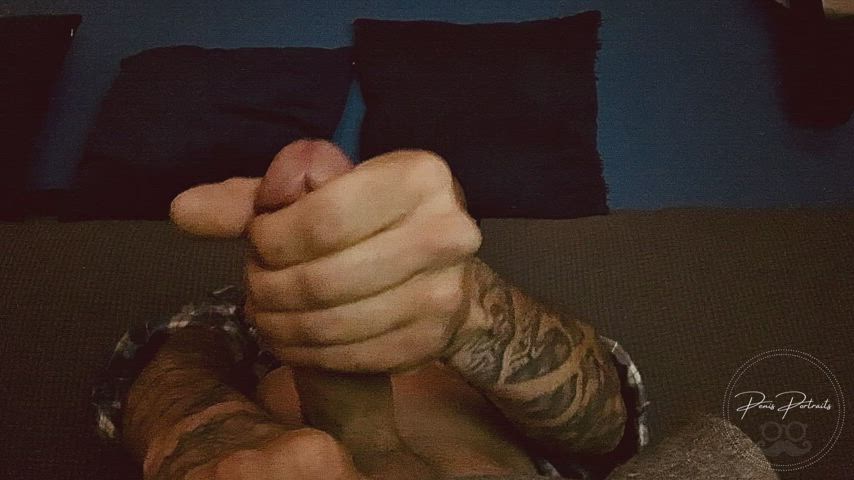 Just found this sub. You are all so hot!