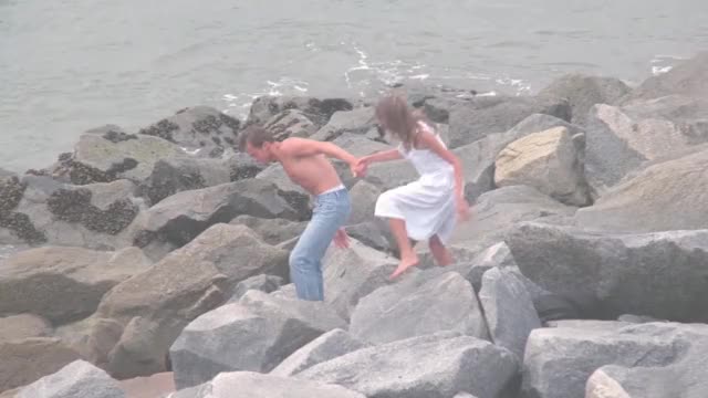 Vanessa Angel - Baywatch (S2E9, 1991) - reminiscence of happier days with old beau,
