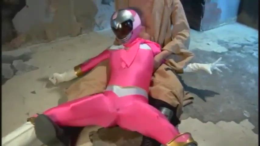 pink ranger pee