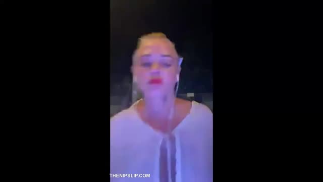 Rose McGowan Nip Slip