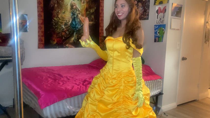 Feeling a bit naughty [Princess Belle] (yummyhoneyyy)