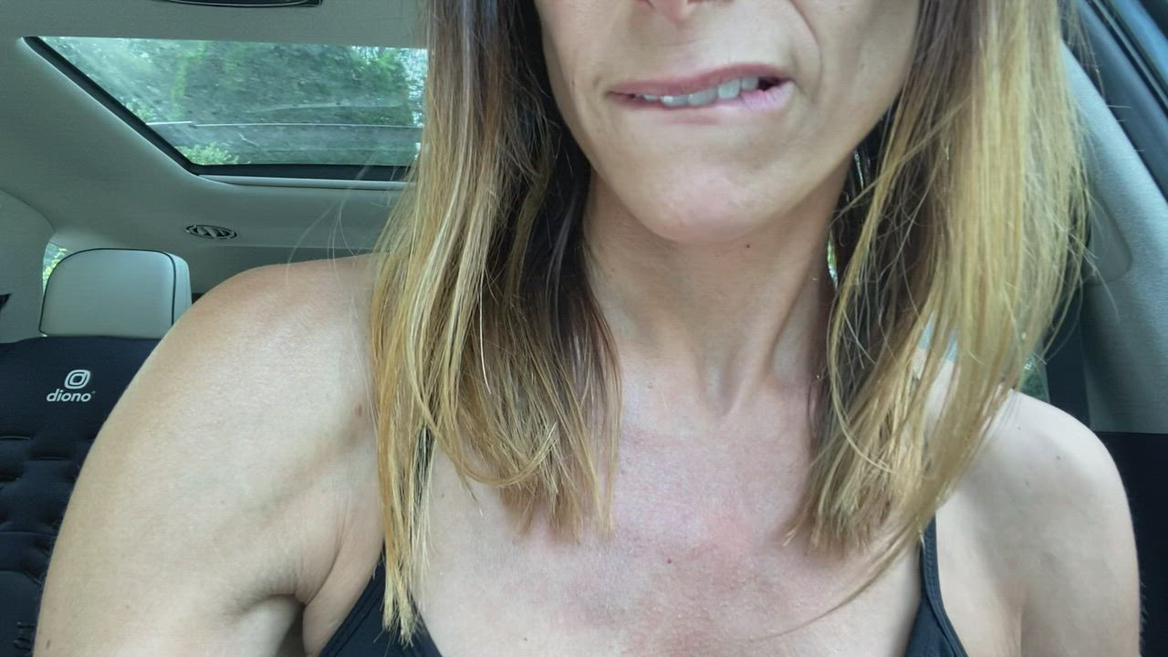 Who wishes they were next to me in the pickup line??44 Female