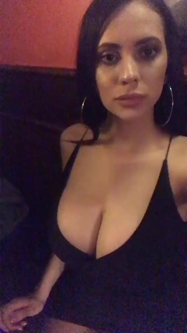 Rich Drinks with Friend