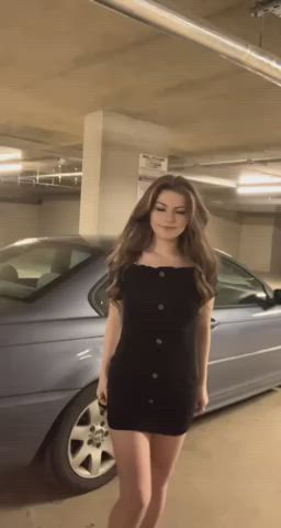 So i found my boss' car... hope he doesnt mind me flashing next to it lol <3