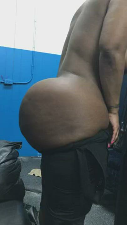 Straight Backshots. ???