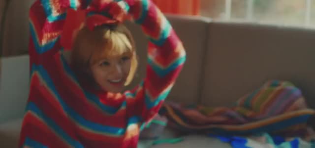 V LIVE - TWICE(트와이스) -Merry & Happy- M V 72.mov