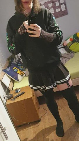 I'm reabrokenwhitesmokegarpikelly new to this, sorry >~< (and should
