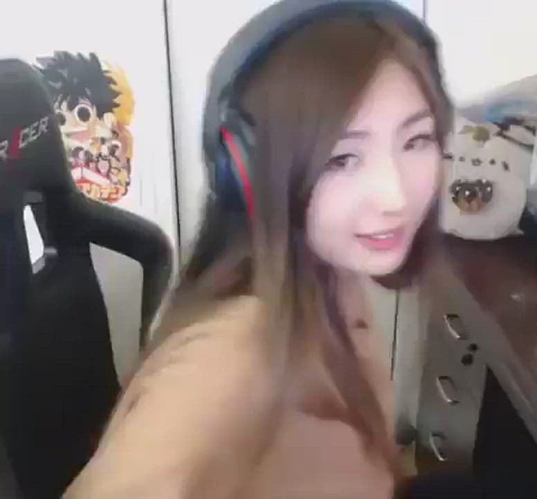 Asian Ass Leggings gif