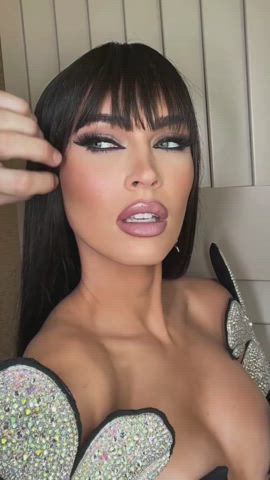 Big Tits Cleavage Megan Fox gif