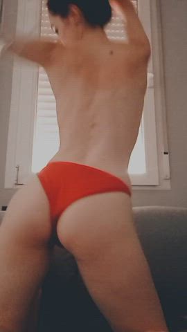 If I were with you right now, where would you want me to touch you? 🥰💋💦