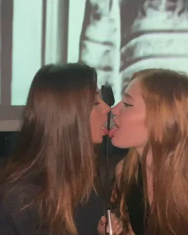 Girls Jia Lissa Kissing gif