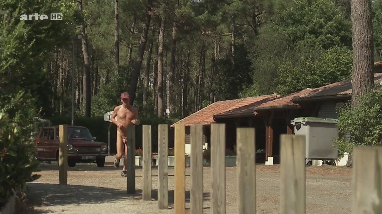Arrivée au camping (Zazon Castro - La Fonte des neiges (FR2009)) (1/2)