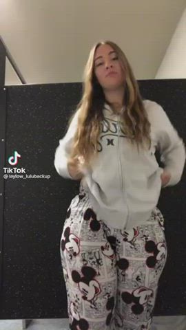 Big Ass Blonde Twerking gif