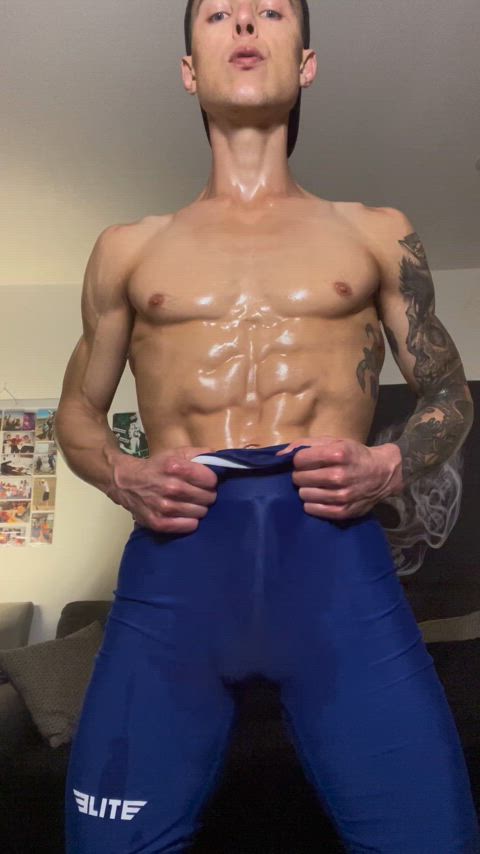 making a fun custom coach Hoss video for a special fan tonight in a fun new blue