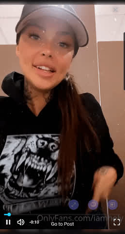 The caption was : "when daddy wants to see your tits but you're at the mall"