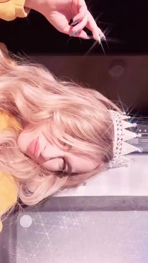 Sabrina Carpenter