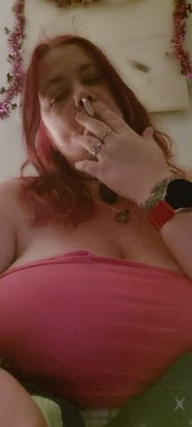 Smoke, How To Train Your Dragon 3 and my boobs. Whose in? ?