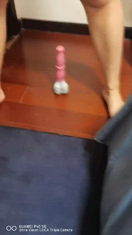 Thick Chinese popper chick and dildo ride