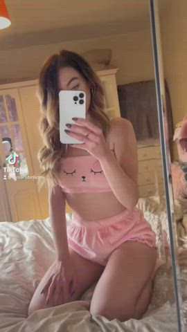 amateur blonde blue eyes cute petite selfie teen tiktok uk tik-tok twerking gif