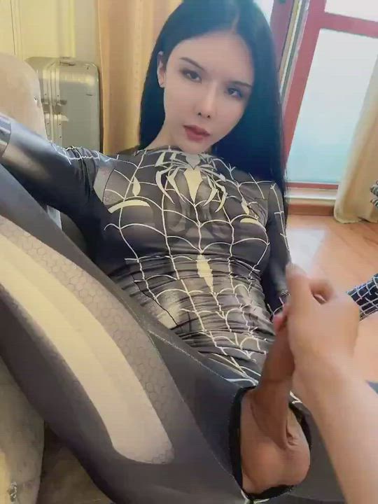 Jerking evil Spider-girl (name unknown)