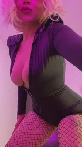 big tits blonde latina manyvids onlyfans police pornstar webcam white girl gif