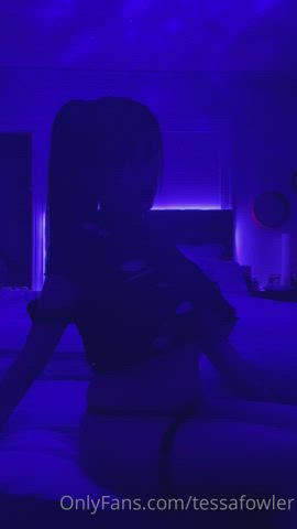 big tits boobs onlyfans tessa fowler gif