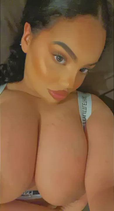 Gorgeous teen playing with herself
