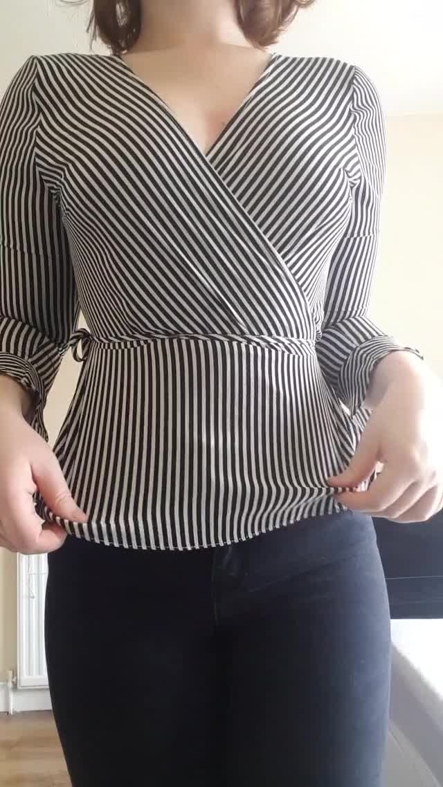 Some people like getting all dressed up, I like getting all dressed down(f21)