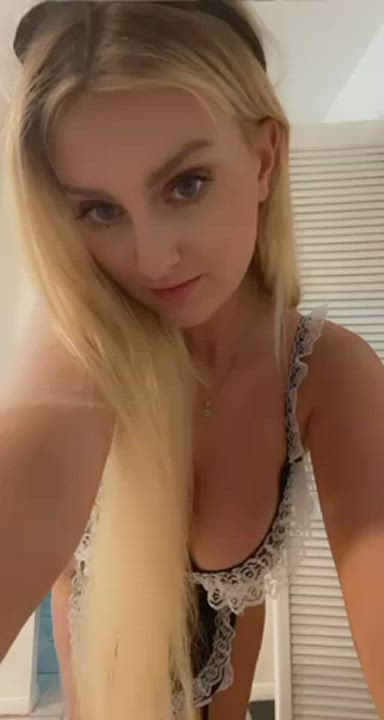 Anything you’d like me to polish daddy? ?