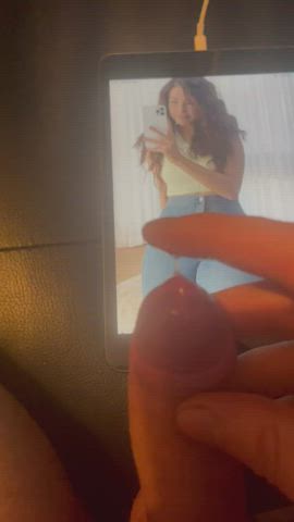 Pokimane makes me so horny!