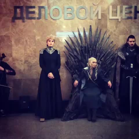 Just another day in Moscow metro