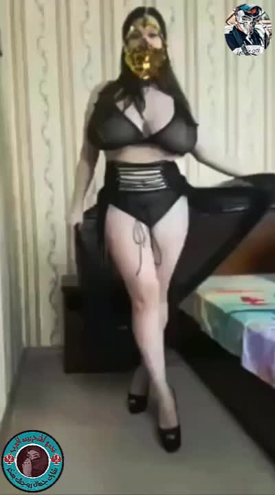 Arab Sexy wife Niqabi
