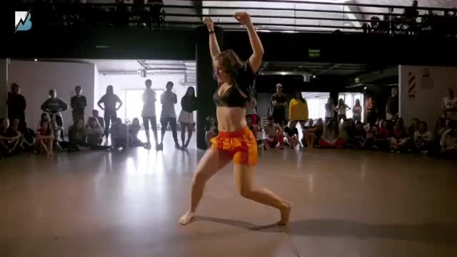 Part 2/3: Freestyle - • @janelleginestra ‘s class in RTB Argentina. - • @aliciakeys