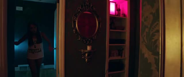 Bloody Ballet (2018) - Throat slashed