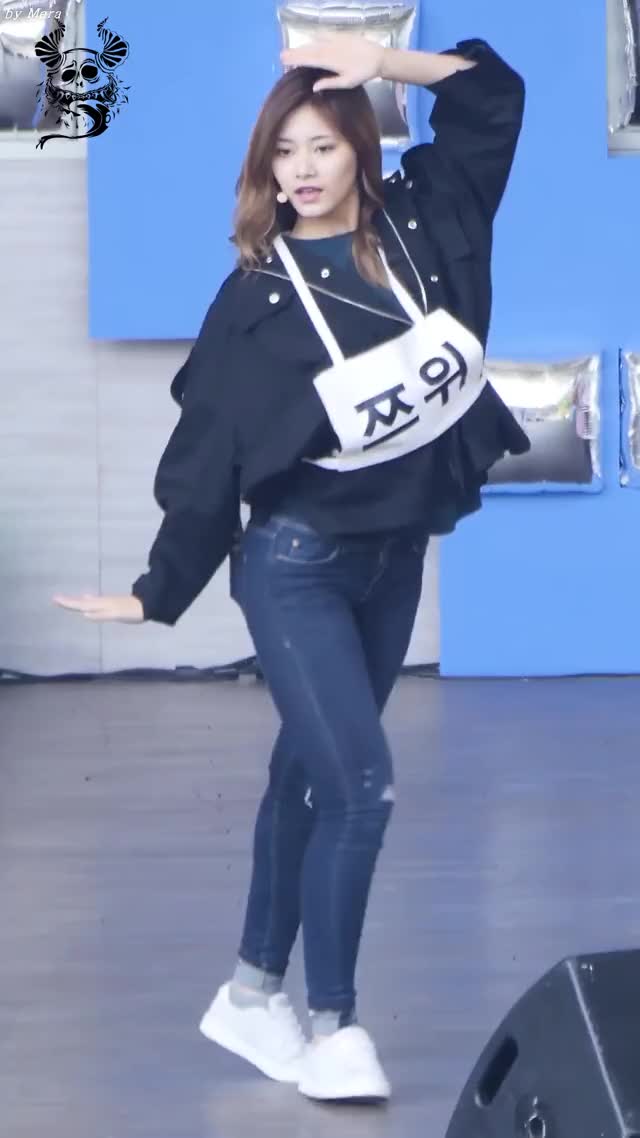 Jiggle - Tzuyu