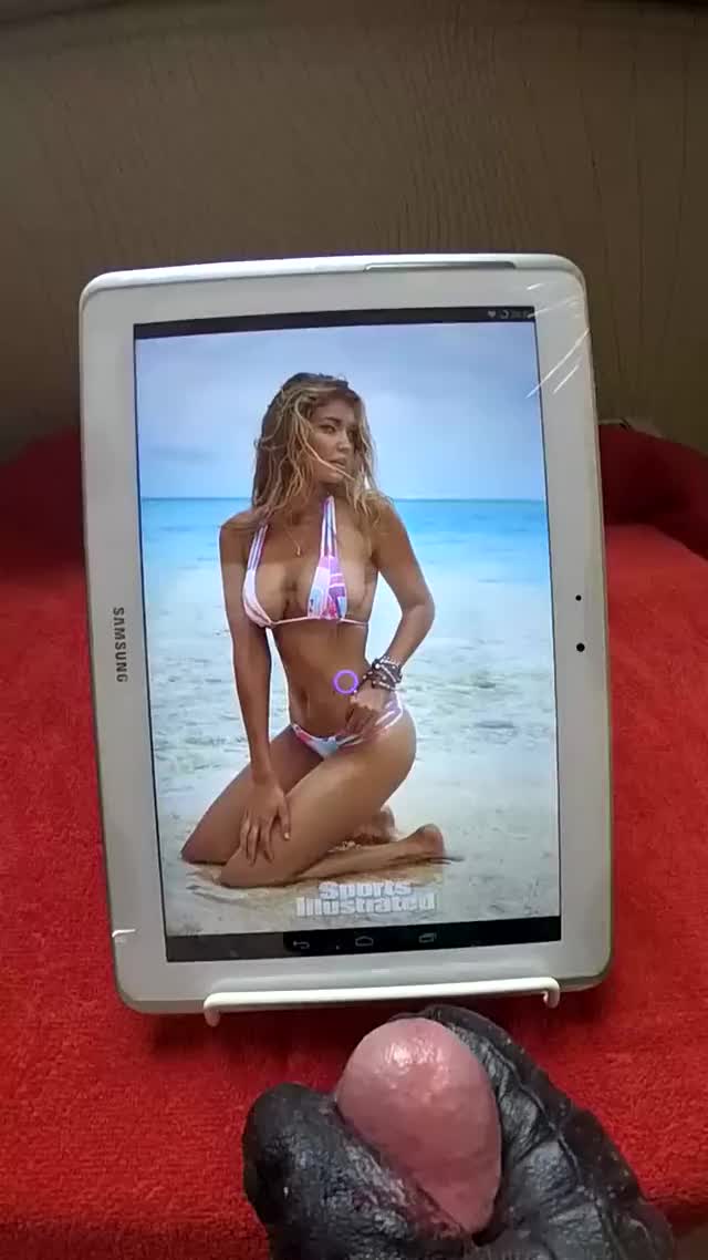 Gigi Hadid - 1