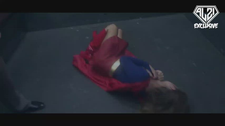 supergirl in the trap