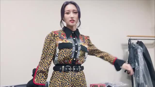 JiU and Siyeon