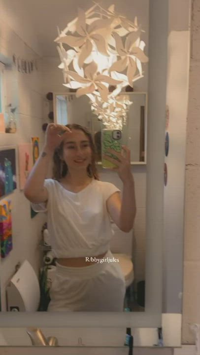 Who’s up rn?😉