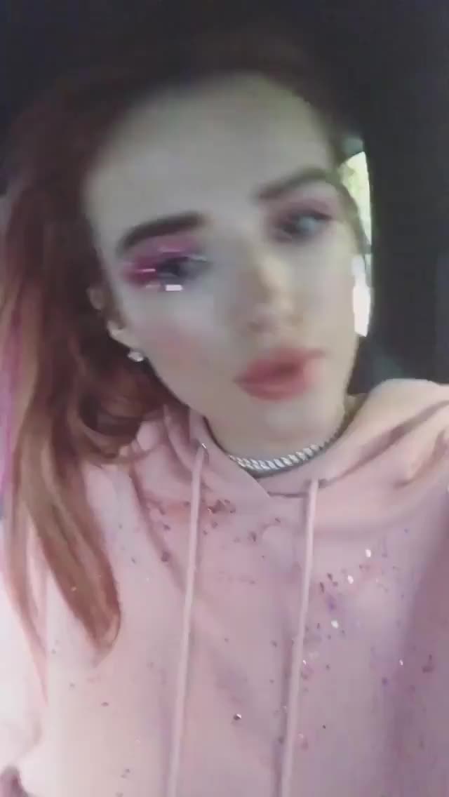 Bella Thorne Shows Her Nipple On Snapchat Again