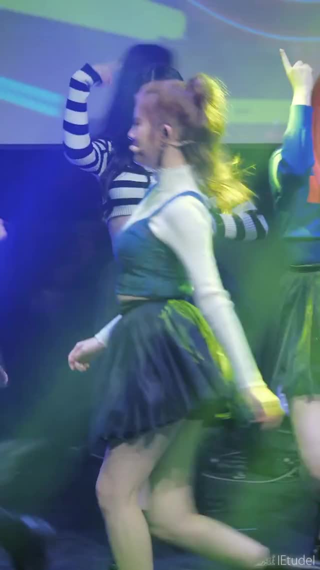 [SaveOurSeouls] 180103 MOMOLAND 모모랜드 NANCY 낸시 직캠 뿜뿜 BBoom BBoom