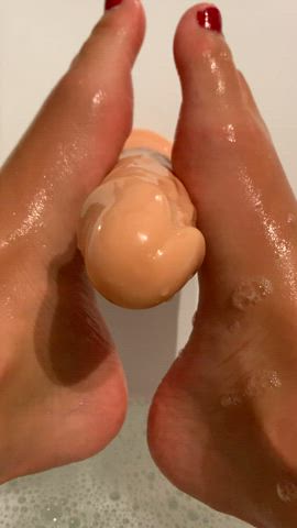 anne lia bath bathtub dildo foot foot fetish foot worship footjob gif