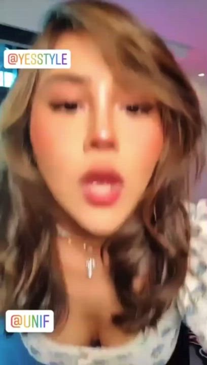 Neekolul is fine as hell and has curves in all the right places ??
