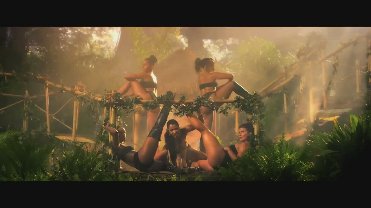 Big Ass Big Tits Nicki Minaj gif