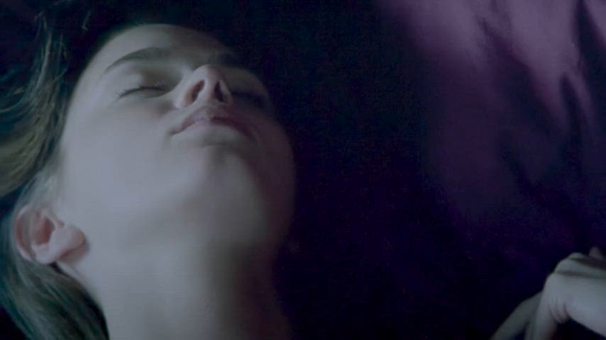 boobs british emily blunt gif