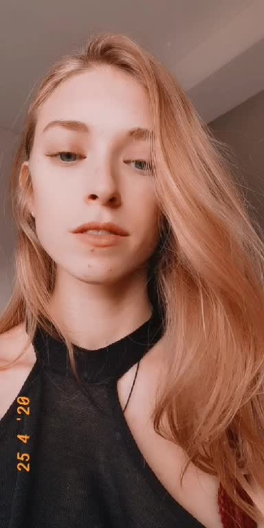 Kiss gif