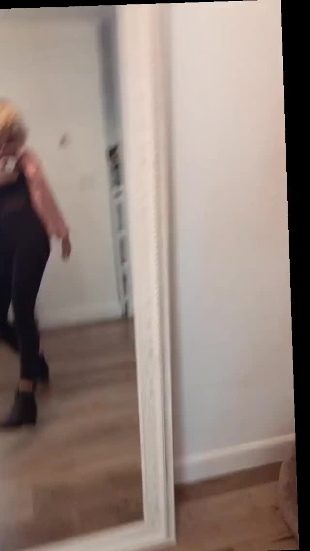 Showing off Heels (Stablized)