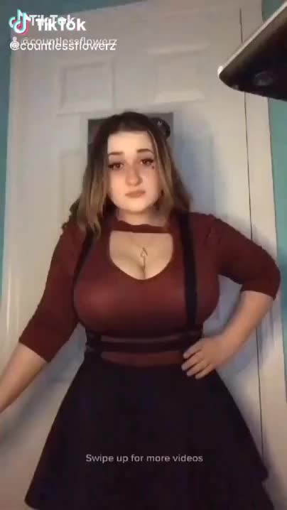 Fuck, I love big jiggly tits