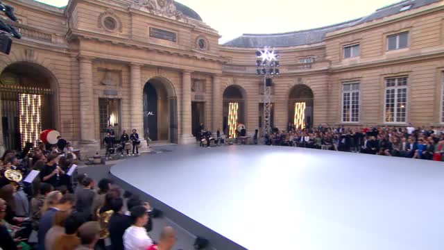 Cheryl (Le Defile L'Oreal Paris Show) (September 28, 2019)